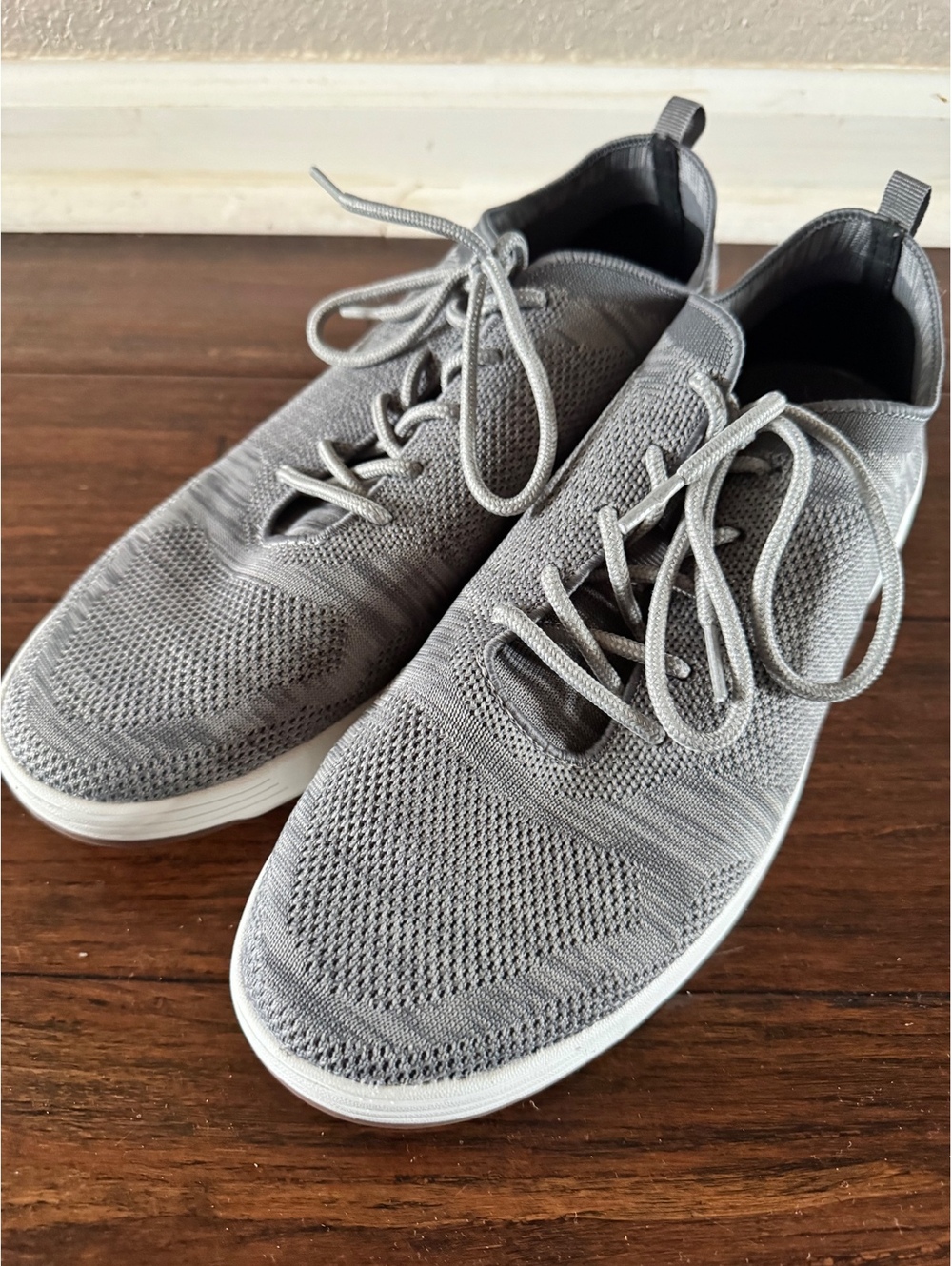 Perry Ellis Portfolio Men's Tread Gray Knit Sneakers Size 11